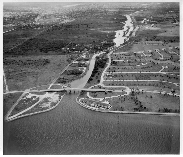 LakePontchartrain/BayouStJohn1948.gif