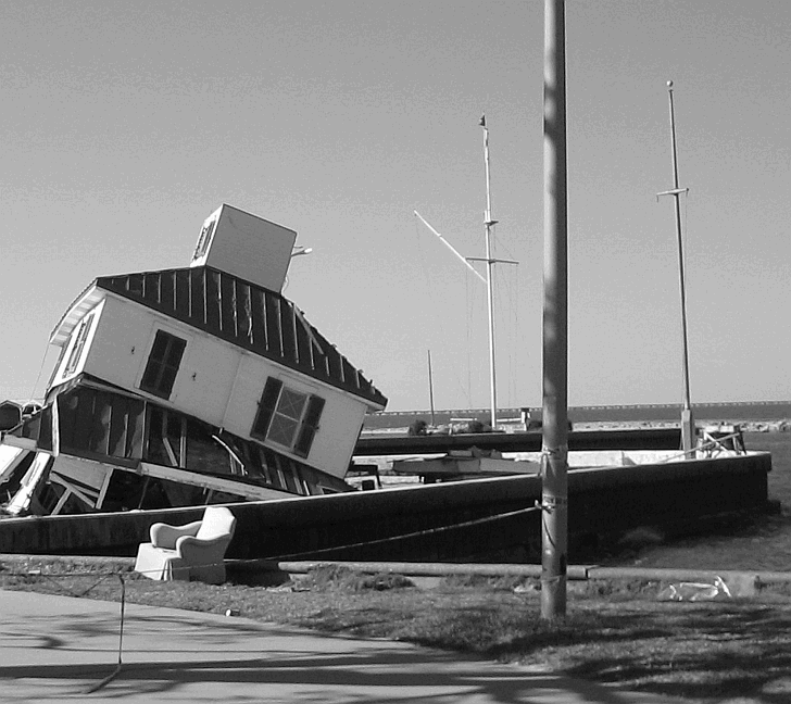 LakePontchartrain/NewCanalLight.gif