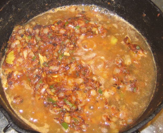 MakingGrillades/SliceRoast3quarterinch.jpg