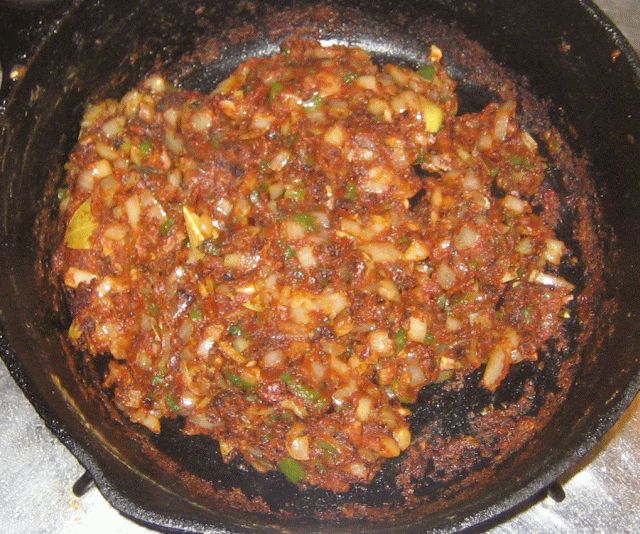 MakingGrillades/SliceRoast3quarterinch.jpg