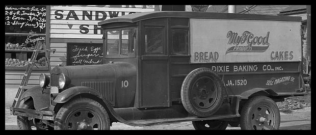 SignsOfNewOrleans/DixieBakingCo1936.jpg